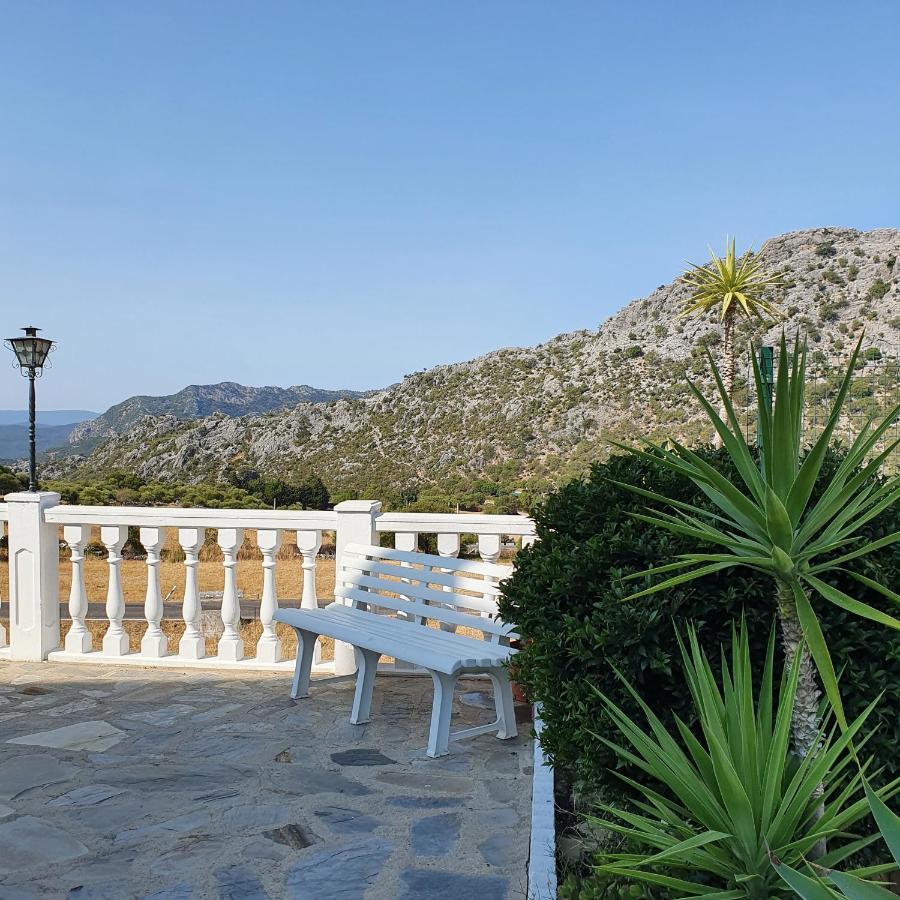 Apartamentos Rurales Sierra Alta Benaocaz Exteriér fotografie