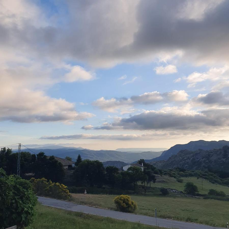 Apartamentos Rurales Sierra Alta Benaocaz Exteriér fotografie