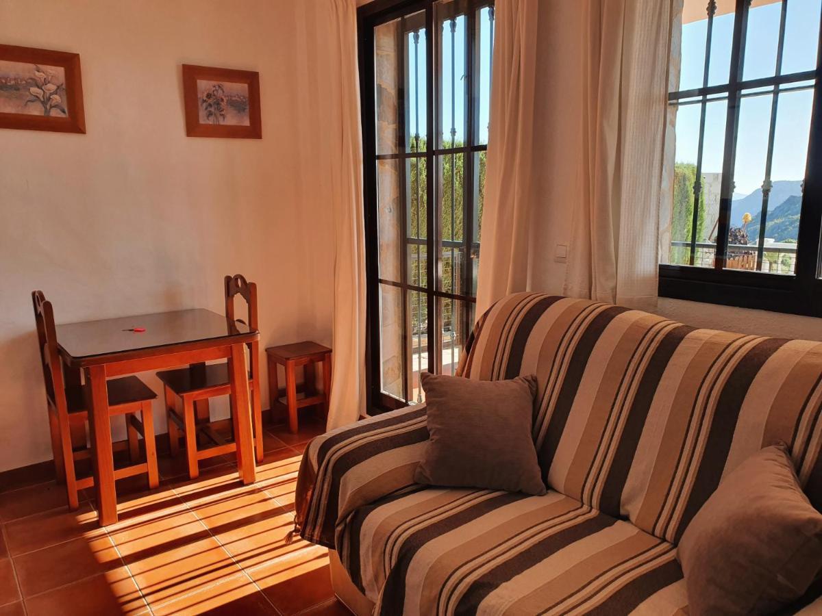 Apartamentos Rurales Sierra Alta Benaocaz Exteriér fotografie
