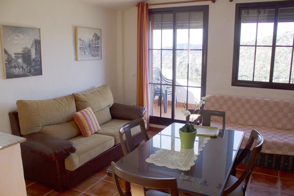 Apartamentos Rurales Sierra Alta Benaocaz Exteriér fotografie