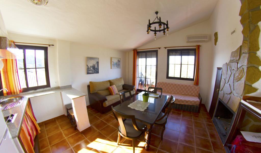Apartamentos Rurales Sierra Alta Benaocaz Exteriér fotografie